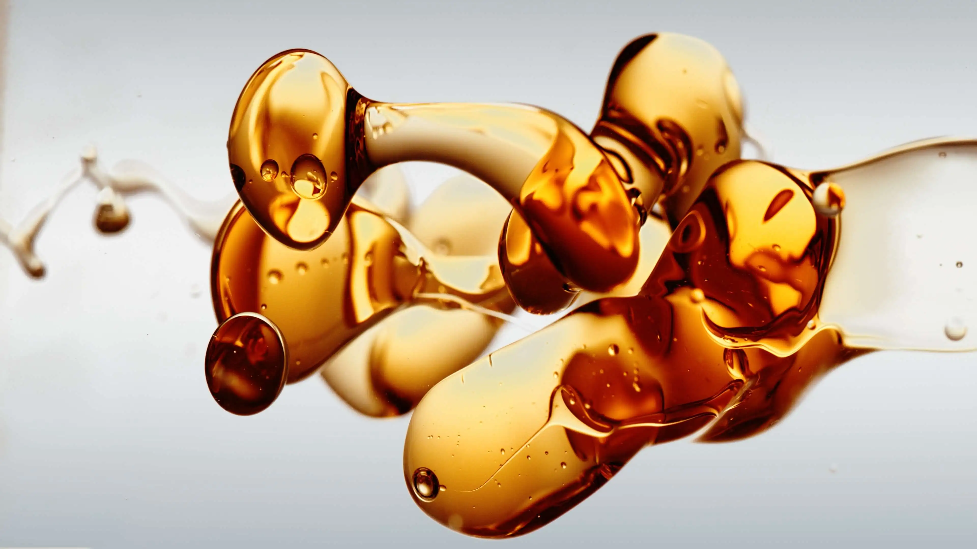 COOLING OILS